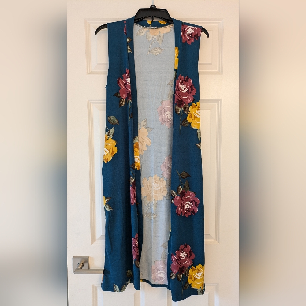 Amelia James Pink Floral Sleeveless Kimono Cardigan